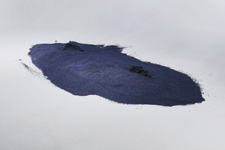 07._ __ _ ___ _ __ _ ____VARIABLE DIMENSIONS_DYED RICE &amp; VIEWING STONES_2016